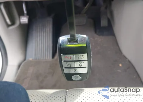 2017 Kia Sedona Lx from USA, damaged, VIN KNDMB5C12H6334875